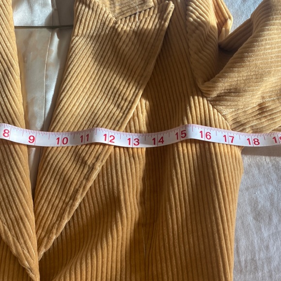 Vintage three-piece corduroy suit - Picture 11 of 16